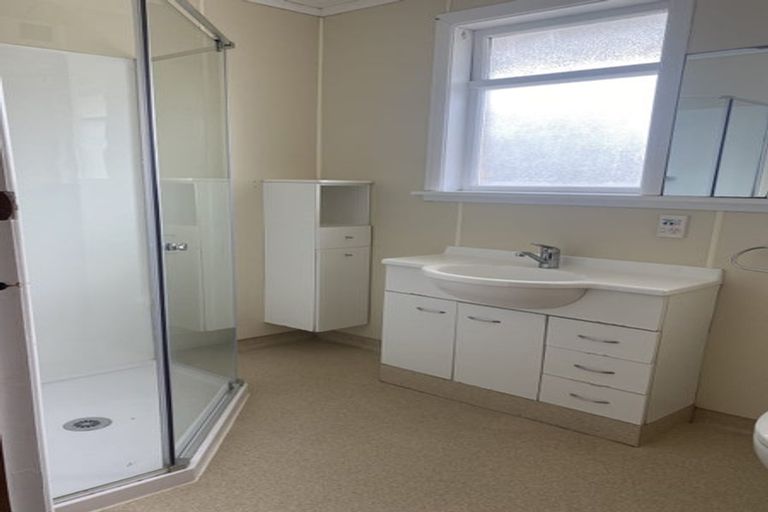 Photo of property in 17 Portal Crescent, Beerescourt, Hamilton, 3200