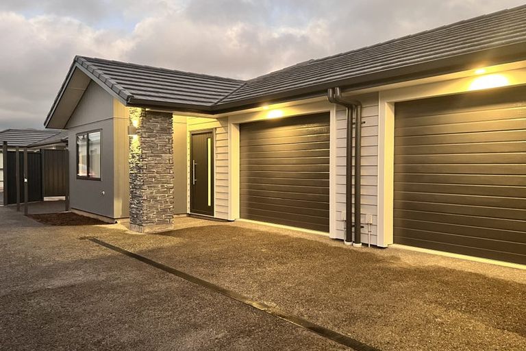 Photo of property in 15b Fraser Crescent, Elderslea, Upper Hutt, 5018