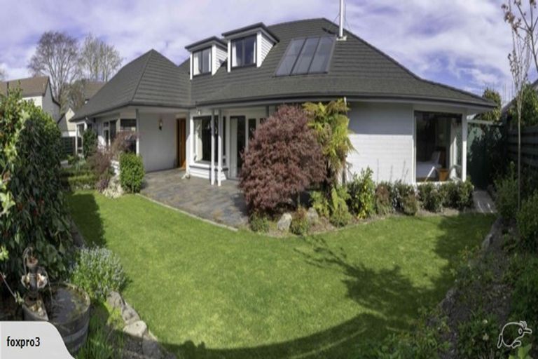 Photo of property in 127a Fendalton Road, Fendalton, Christchurch, 8014