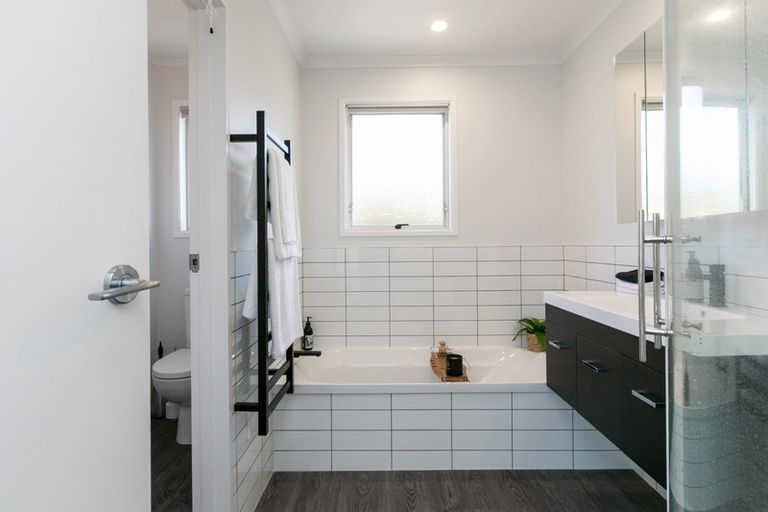 Photo of property in 14 Moorhouse Street, Taradale, Napier, 4112