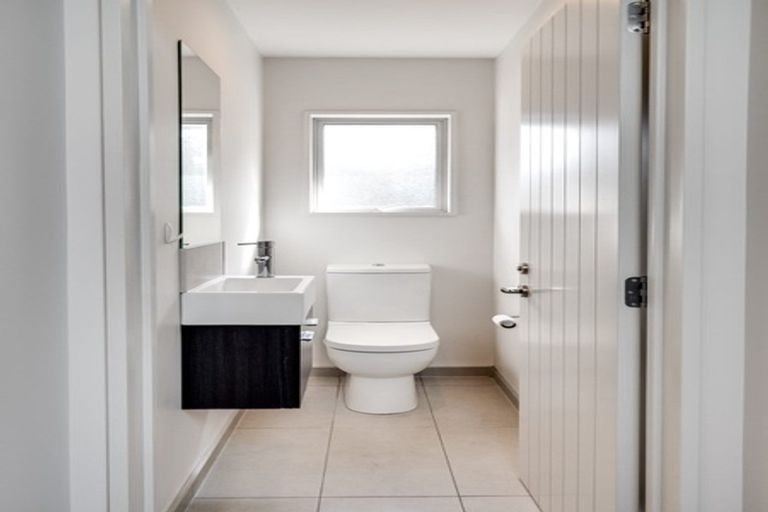 Photo of property in 23 Church Square, Addington, Christchurch, 8024