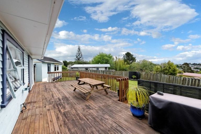 Photo of property in 177a Waimumu Road, Massey, Auckland, 0614