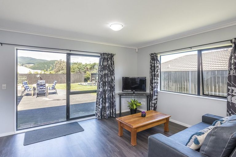 Photo of property in 7 Fytfield Place, Paraparaumu, 5032