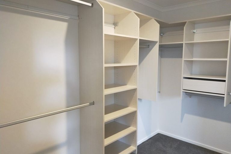 Photo of property in 5b Breakwater Way, Whitby, Porirua, 5024