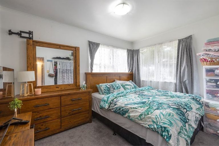 Photo of property in 37 Hokianga Street, Mangere East, Auckland, 2024