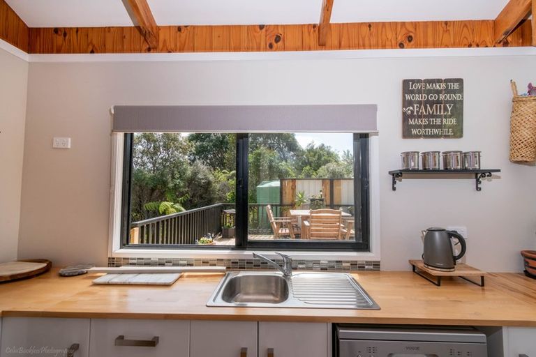 Photo of property in 15 Koutu Point Road, Opononi, Kaikohe, 0473