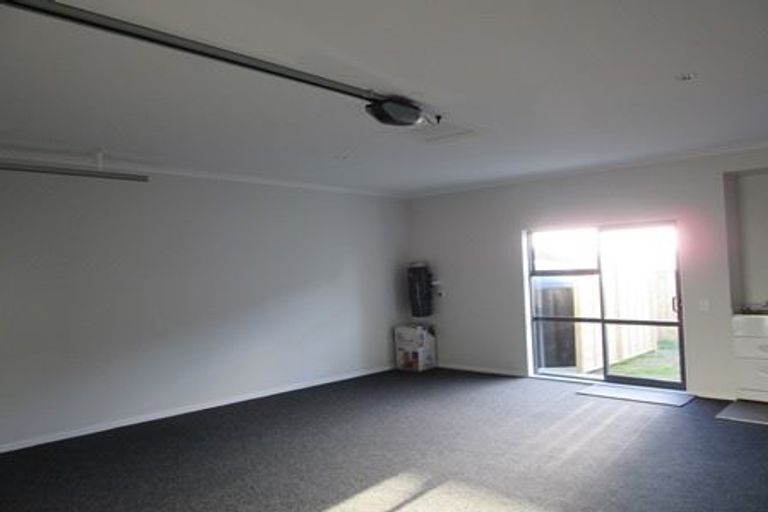 Photo of property in 36 Mackay Drive, Greenhithe, Auckland, 0632