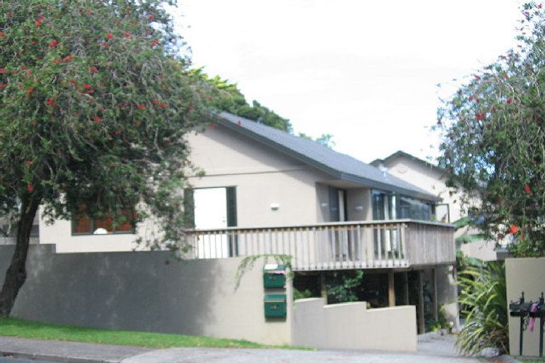Photo of property in 51a Reeves Road, Pakuranga, Auckland, 2010