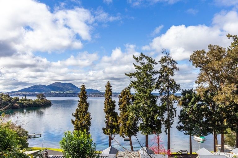 Photo of property in 28 Ewing Grove, Acacia Bay, Taupo, 3330