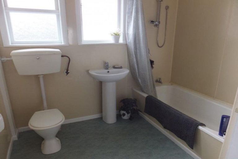 Photo of property in 5 Croall Crescent, St Andrews, Hamilton, 3200