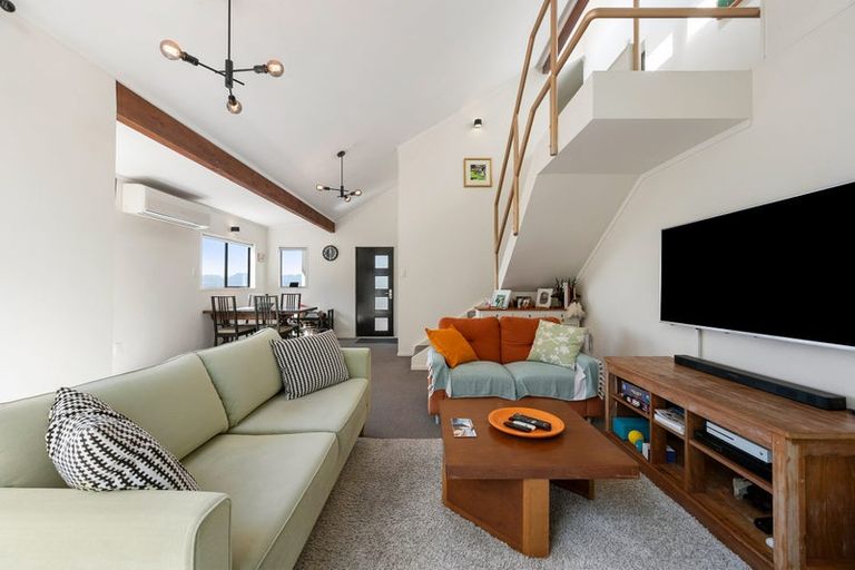 Photo of property in 84a Mount Pleasant Road, Aro Valley, Wellington, 6012