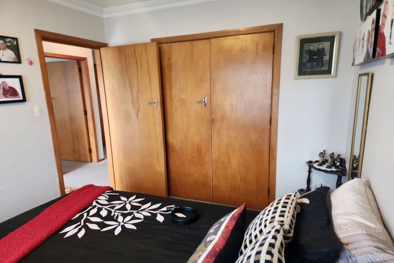 Photo of property in 75 Winchester Street, Levin, 5510