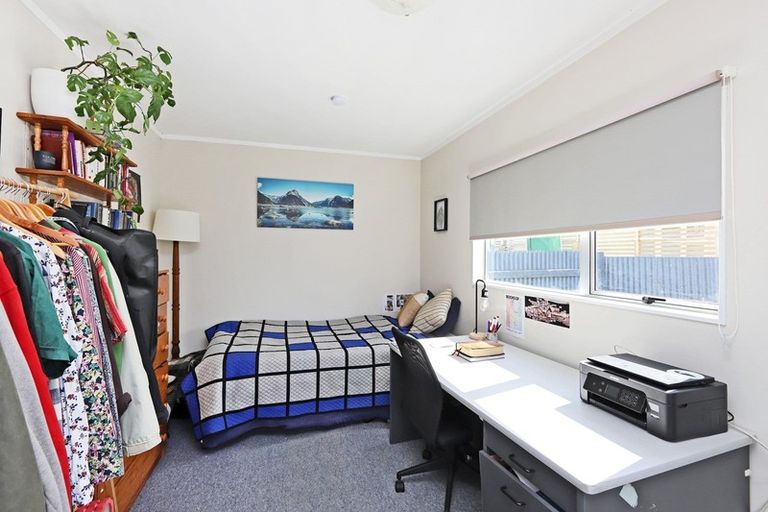 Photo of property in 2 Alexander Avenue, Onekawa, Napier, 4110