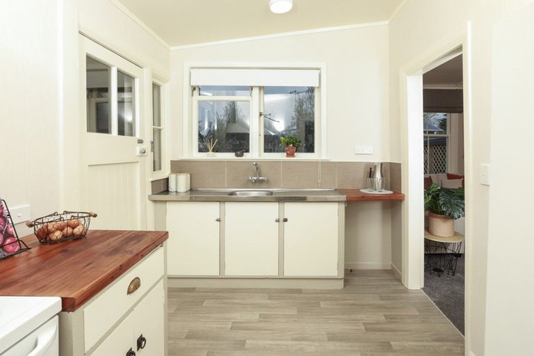 Photo of property in 16 Pukeko Street, Frankton, Hamilton, 3204