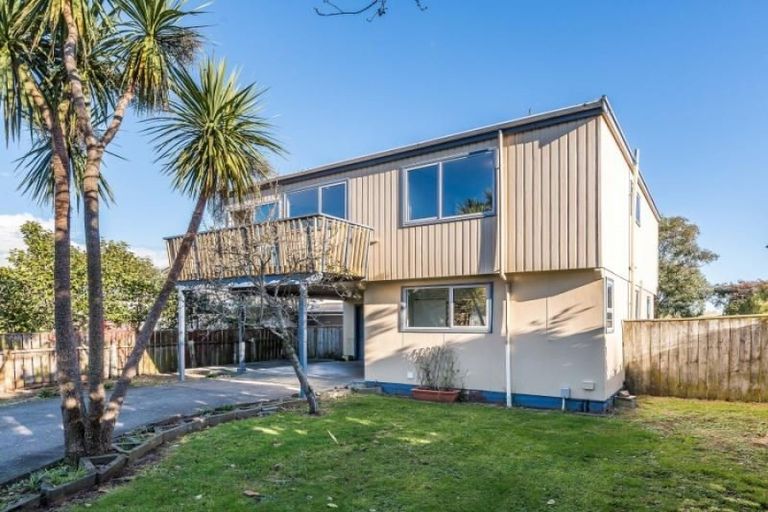 Photo of property in 66 Martin Road, Paraparaumu Beach, Paraparaumu, 5032