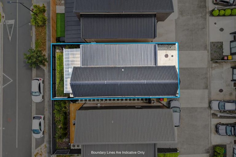 Photo of property in 117 Waekahu Road, Westgate, Auckland, 0814