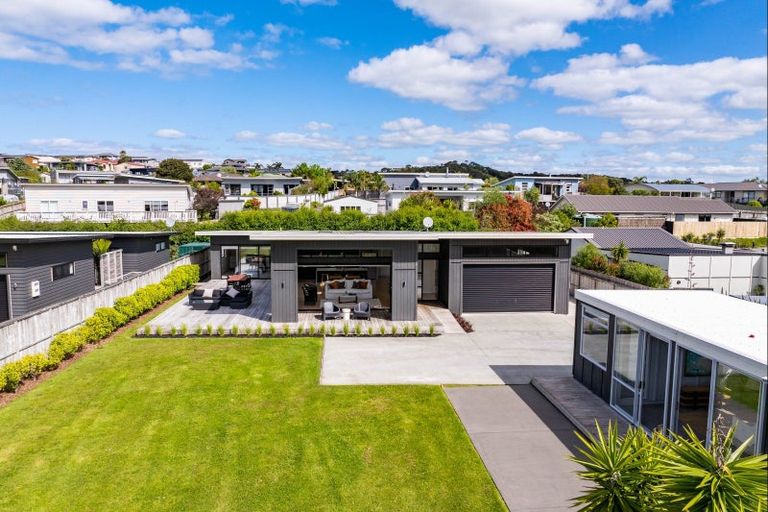 Photo of property in 17 Parklands Avenue, Mangawhai Heads, Mangawhai, 0505