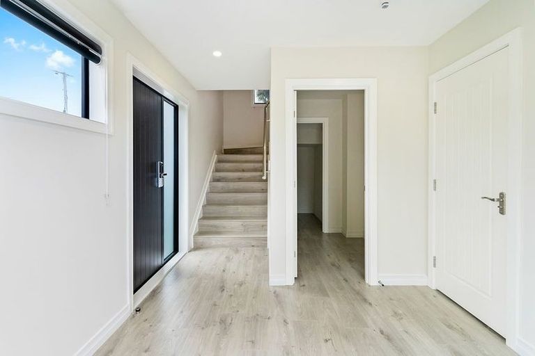 Photo of property in 1/8 Knight Avenue, Mount Albert, Auckland, 1025