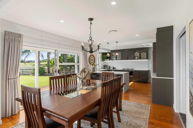 Photo of property in 294 Clevedon Kawakawa Road, Clevedon, Papakura, 2585