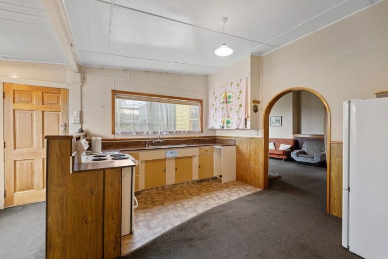 Photo of property in 9 Wyre Street, Kaitangata, 9210