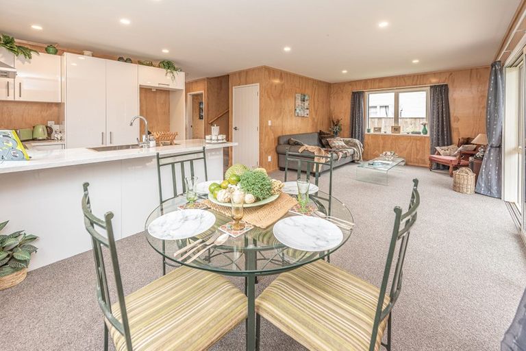 Photo of property in 23 Boyd Avenue, Mangere Bridge, Auckland, 2022