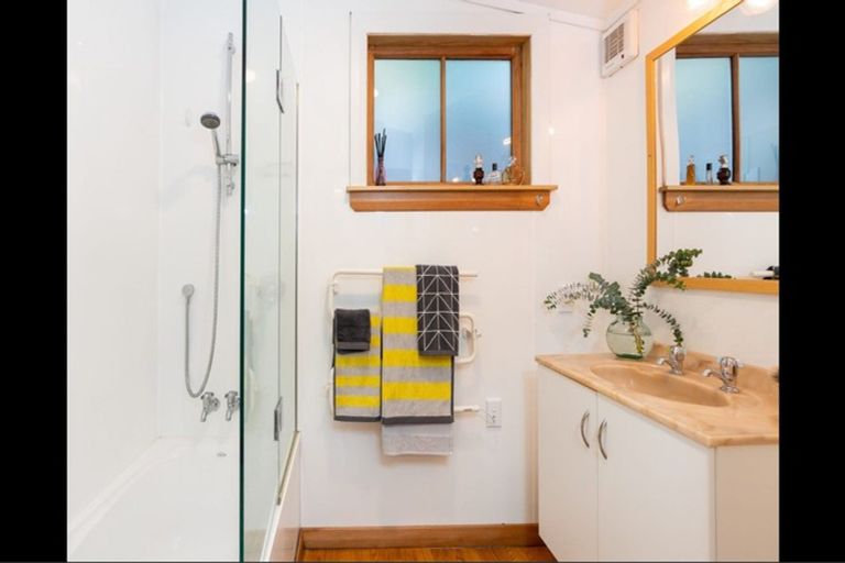 Photo of property in 17 Ascot Street, Thorndon, Wellington, 6011