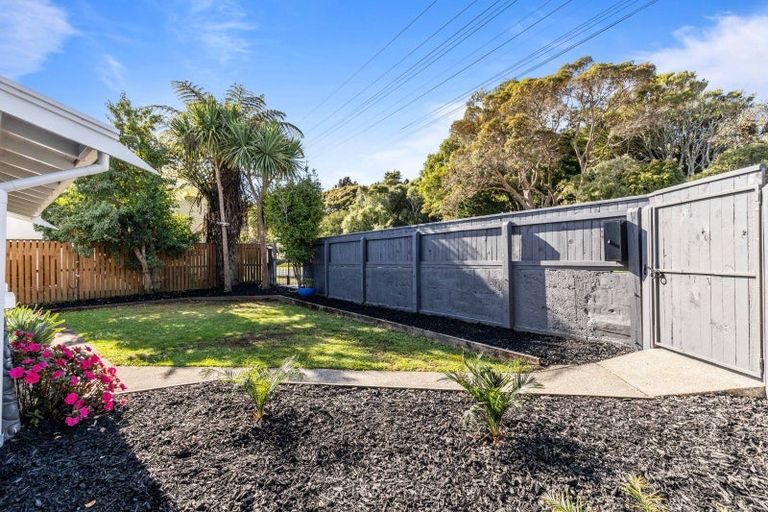 Photo of property in 44 Victoria Road, New Plymouth, 4310