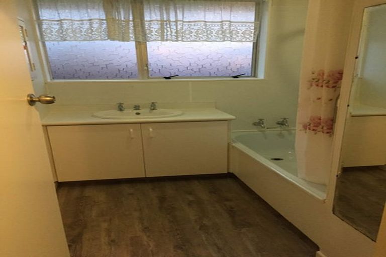 Photo of property in 3/547 Hereford Street, Linwood, Christchurch, 8011