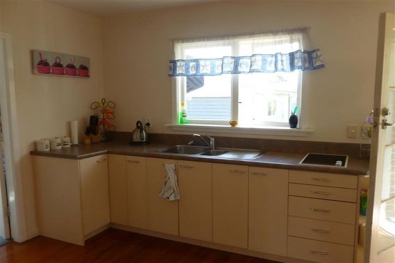 Photo of property in 22 Wilton Crescent, Bishopdale, Christchurch, 8053