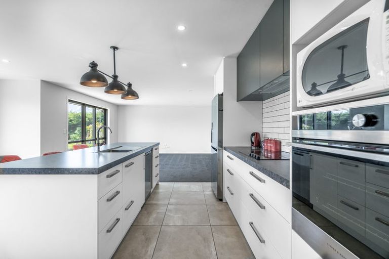 Photo of property in 237 Steel Road, Lorneville, Invercargill, 9874