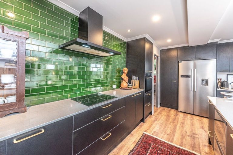 Photo of property in 11 D'arcy Road, Bastia Hill, Whanganui, 4500