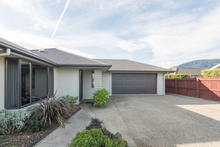 Photo of property in 24 Cambelldon Crescent, Stoke, Nelson, 7011