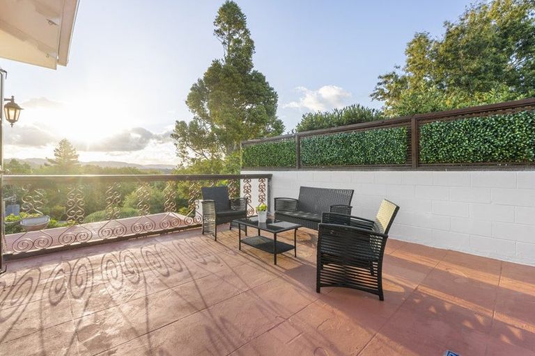 Photo of property in 1/269 Titirangi Road, Titirangi, Auckland, 0604