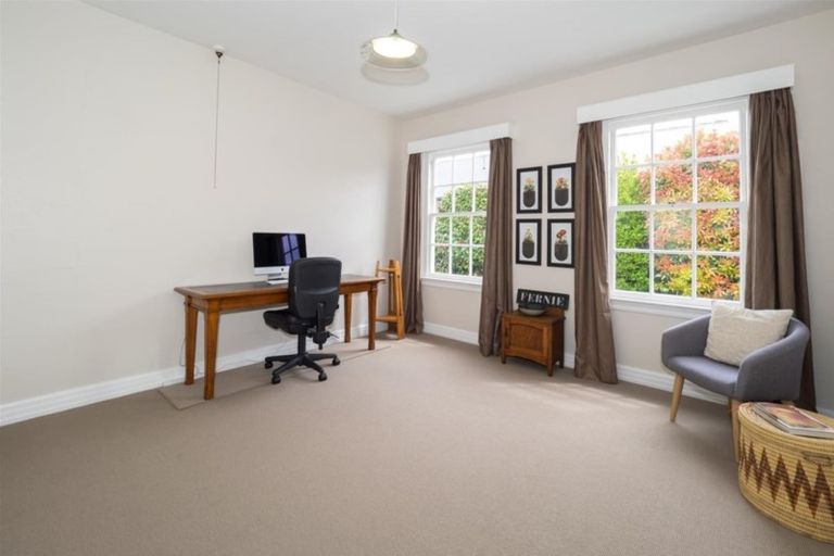 Photo of property in 112 Cameron Street, Ashburton, 7700