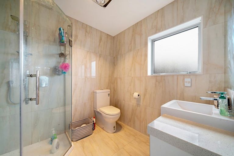 Photo of property in 115 Babich Road North, Ranui, Auckland, 0612