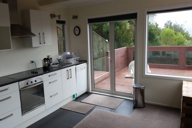 Photo of property in 15 Asquith Terrace, Brooklyn, Wellington, 6021