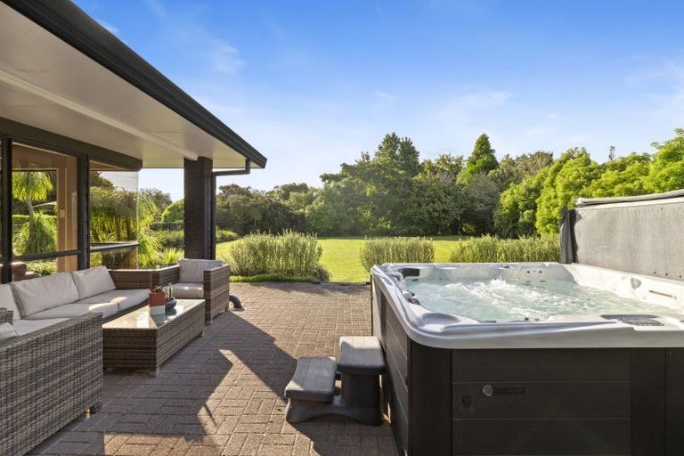 Photo of property in 180 Mcnicol Road, Clevedon, Papakura, 2585