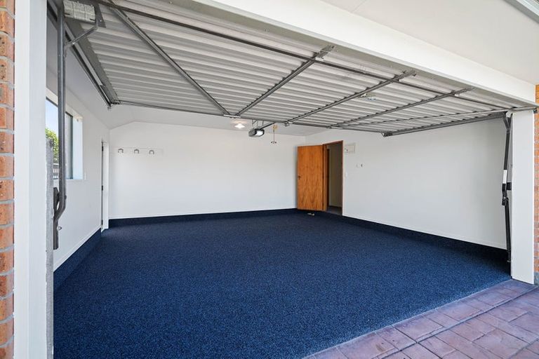 Photo of property in 10 Mull Place, Broomfield, Christchurch, 8042