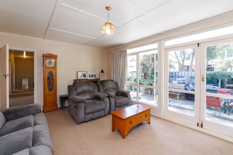 Photo of property in 98 Maxwells Line, Awapuni, Palmerston North, 4412
