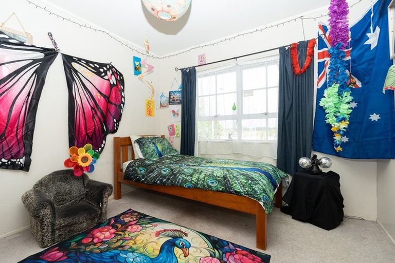 Photo of property in 33 Pohutukawa Drive, Pukete, Hamilton, 3200