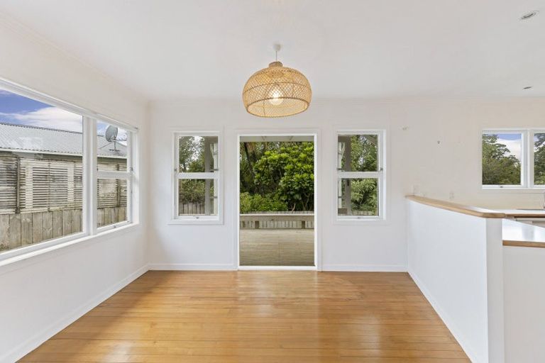 Photo of property in 56a Woodleigh Street, Frankleigh Park, New Plymouth, 4310