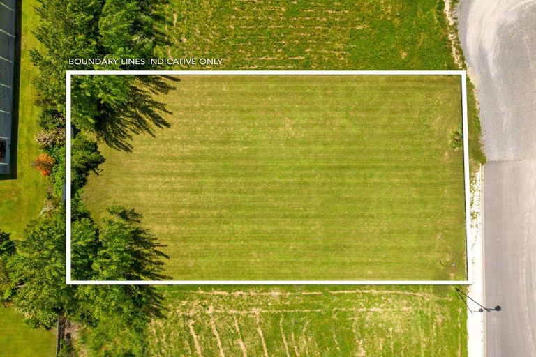 Photo of property in 23 Kakariki Crescent, Carterton, 5713