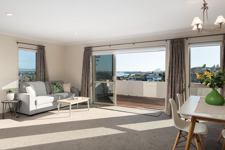 Photo of property in 8 Utopia Park Heights, Welcome Bay, Tauranga, 3112