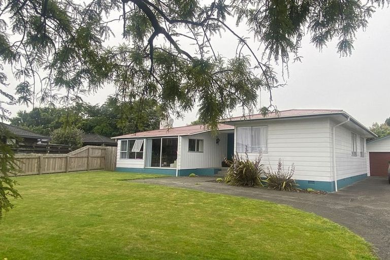 Photo of property in 20 Edwards Place, Terrace End, Palmerston North, 4410
