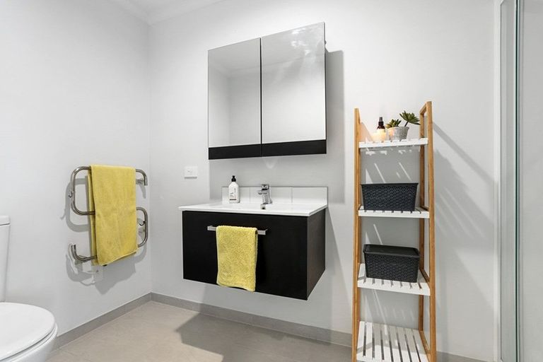 Photo of property in 36 Onekiritea Road, Hobsonville, Auckland, 0616