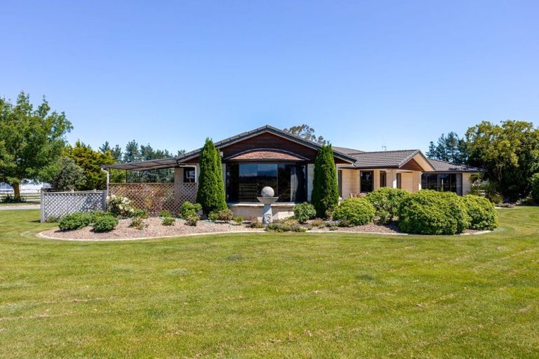Photo of property in 152 Aerodrome Road, Dannevirke, 4972