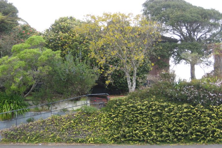 Photo of property in 75 Tukapa Street, Westown, New Plymouth, 4310