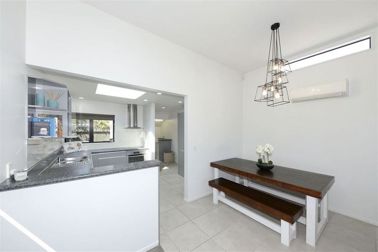 Photo of property in 1/84 Cutts Road, Russley, Christchurch, 8042