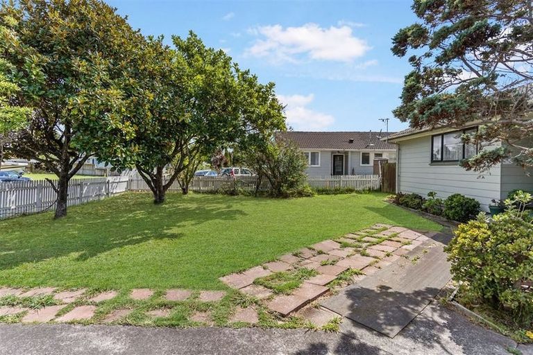 Photo of property in 54 Valiant Street, Mangere, Auckland, 2022