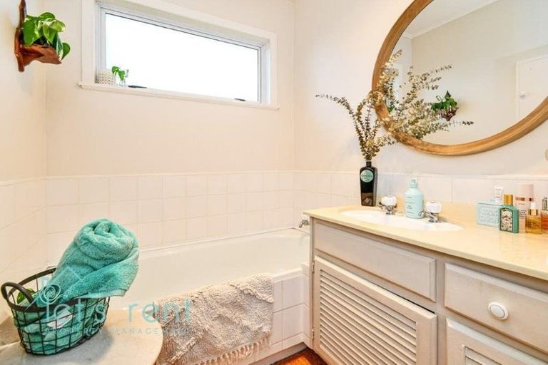 Photo of property in 34 Royston Street, Rosehill, Papakura, 2113